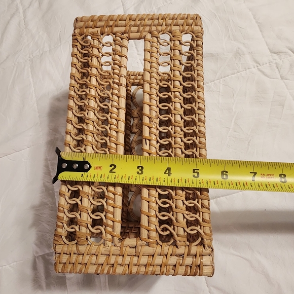 Eclectic Boho Tissue Box | Natural Wicker Tissue Box Cover | Rattan - Picture 7 of 9